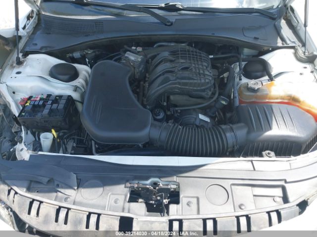 Photo 9 VIN: 2C3CCABG8EH382497 - CHRYSLER 300 