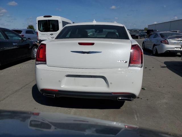 Photo 5 VIN: 2C3CCABG8FH780682 - CHRYSLER 300 S 