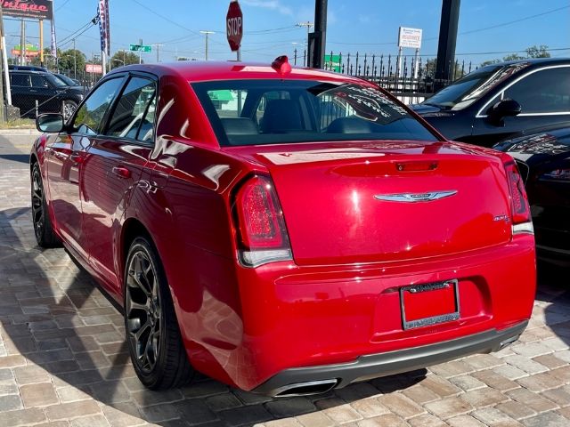 Photo 6 VIN: 2C3CCABG8FH848978 - CHRYSLER 300 