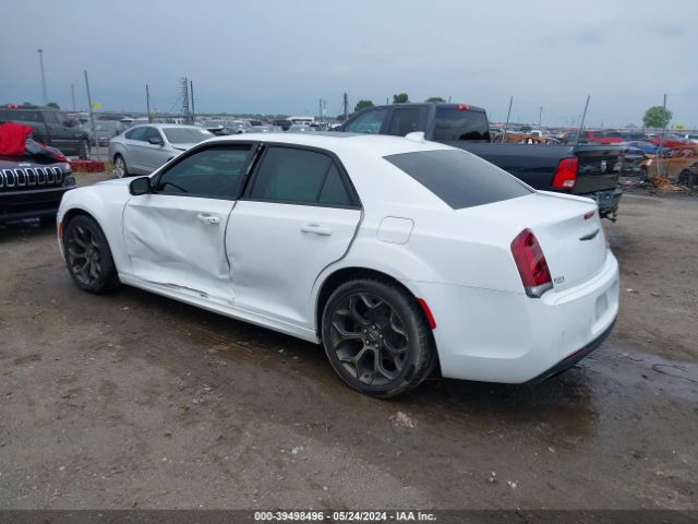 Photo 2 VIN: 2C3CCABG8GH324960 - CHRYSLER 300 