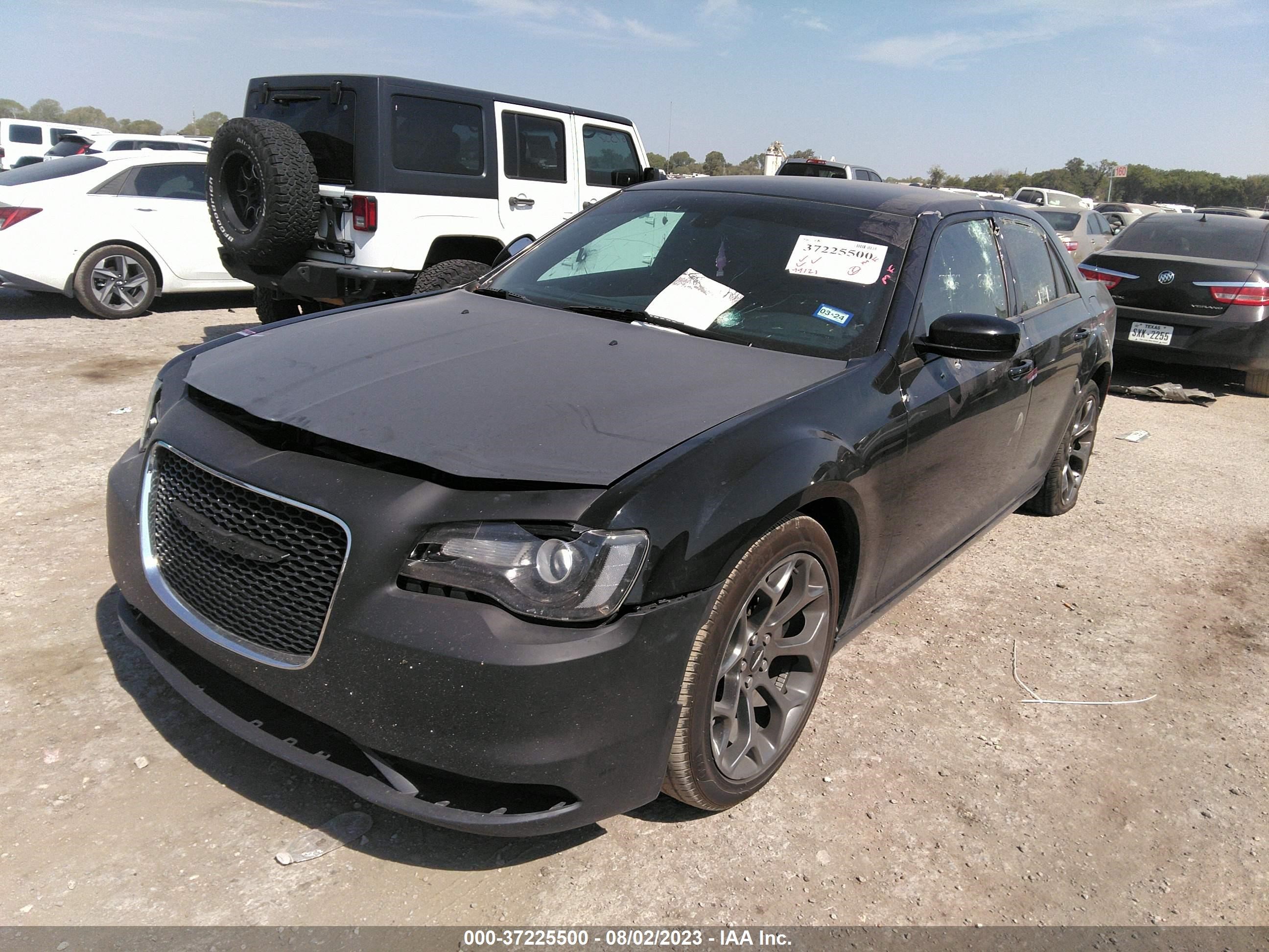 Photo 1 VIN: 2C3CCABG8HH662568 - CHRYSLER 300 