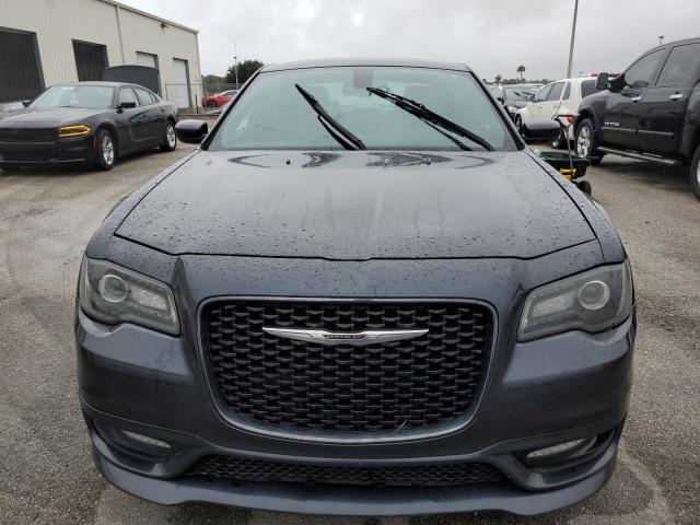 Photo 4 VIN: 2C3CCABG8HH668936 - CHRYSLER 300 S 