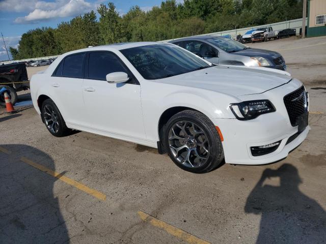 Photo 3 VIN: 2C3CCABG8JH130145 - CHRYSLER 300 S 