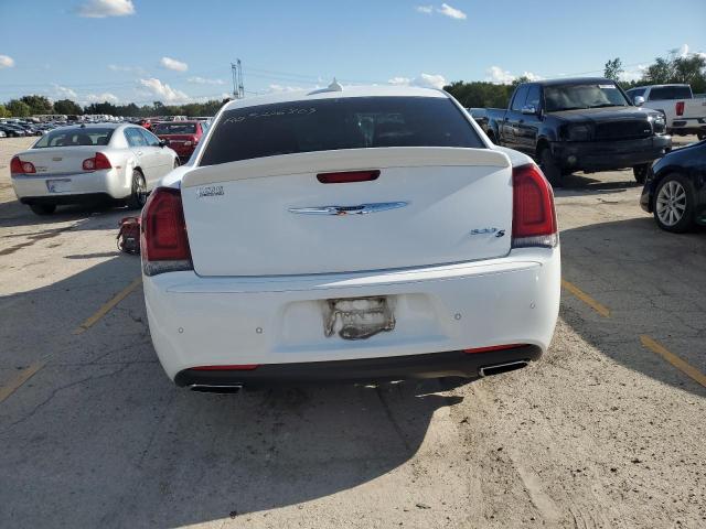 Photo 5 VIN: 2C3CCABG8JH130145 - CHRYSLER 300 S 