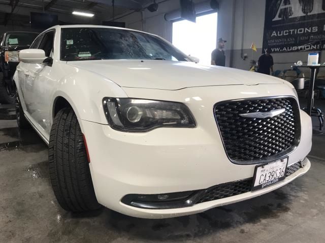 Photo 3 VIN: 2C3CCABG8JH227281 - CHRYSLER 300 