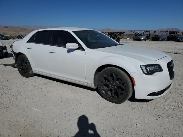 Photo 3 VIN: 2C3CCABG8KH689261 - CHRYSLER 300 