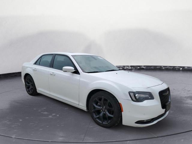 Photo 3 VIN: 2C3CCABG8NH123122 - CHRYSLER 300 S 