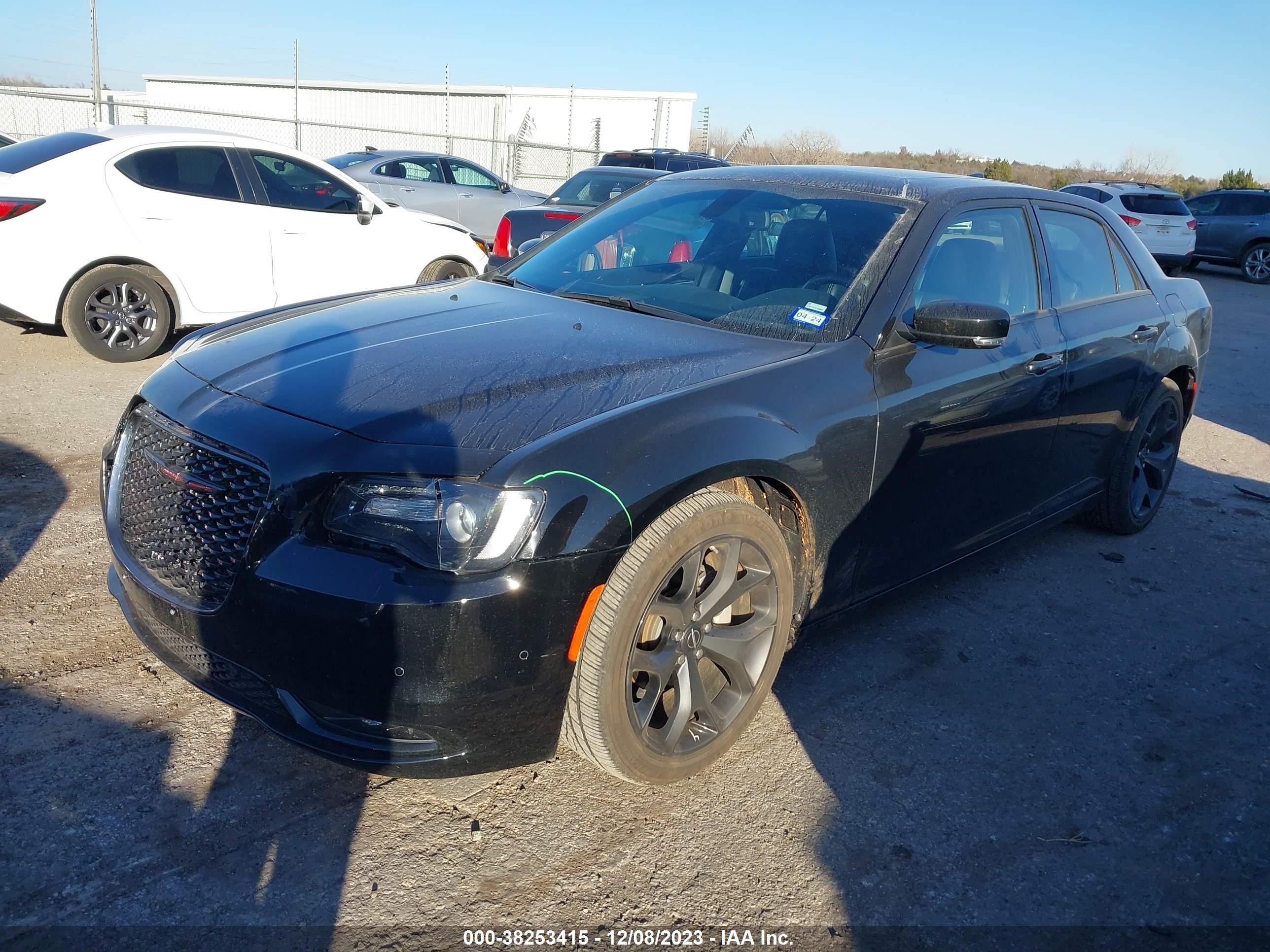 Photo 1 VIN: 2C3CCABG8NH154290 - CHRYSLER 300 