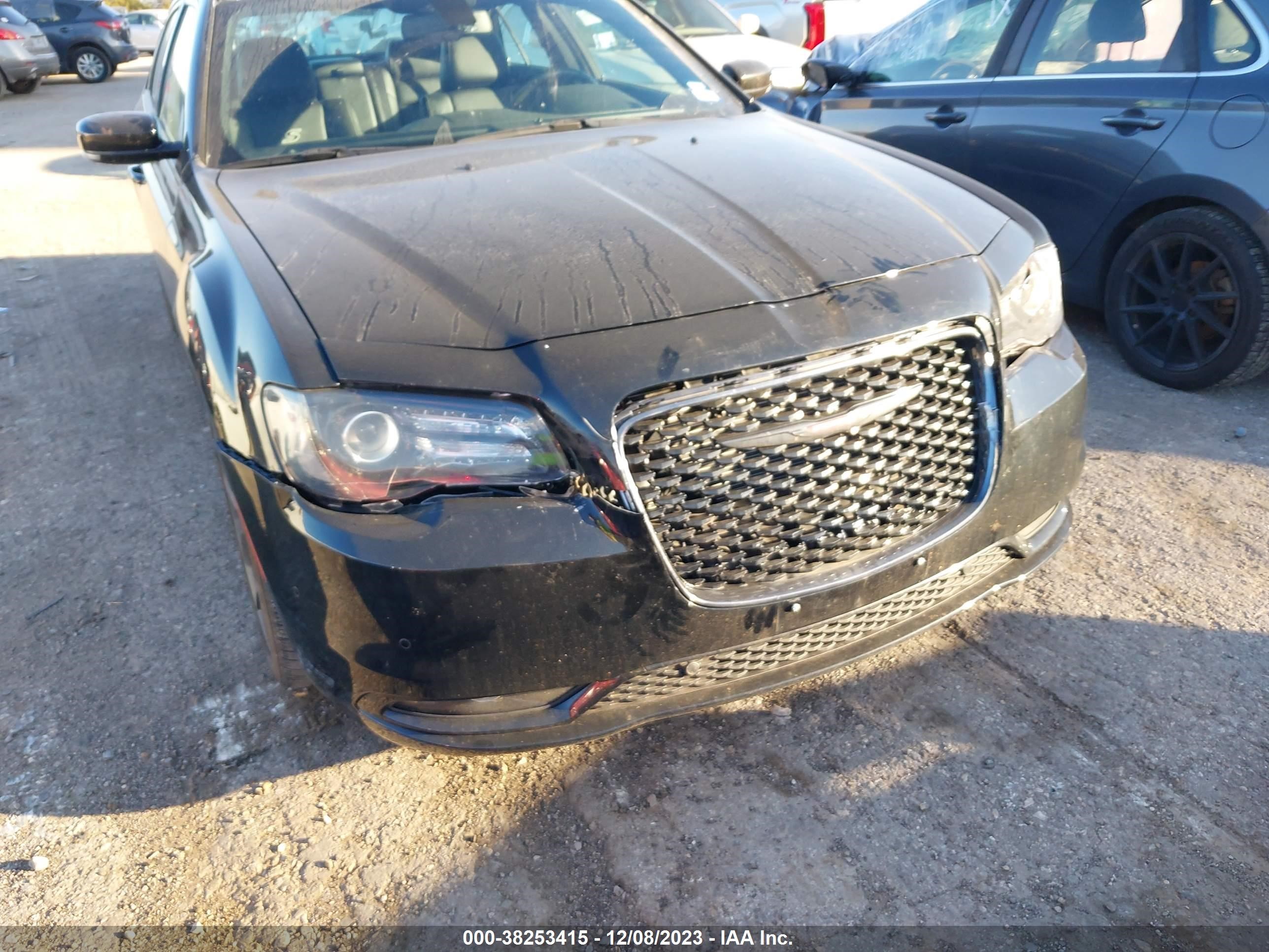 Photo 5 VIN: 2C3CCABG8NH154290 - CHRYSLER 300 