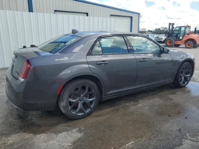 Photo 2 VIN: 2C3CCABG8PH585182 - CHRYSLER 300 S 