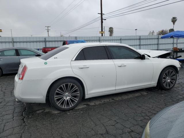 Photo 2 VIN: 2C3CCABG9EH190005 - CHRYSLER 300 