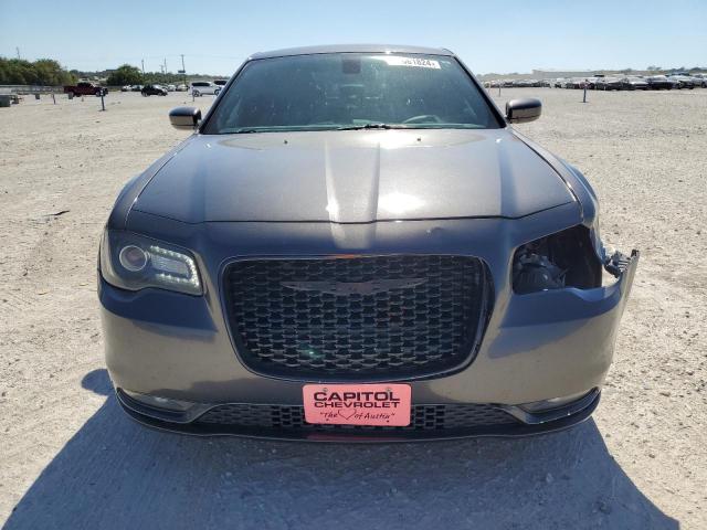 Photo 4 VIN: 2C3CCABG9FH760490 - CHRYSLER 300 S 