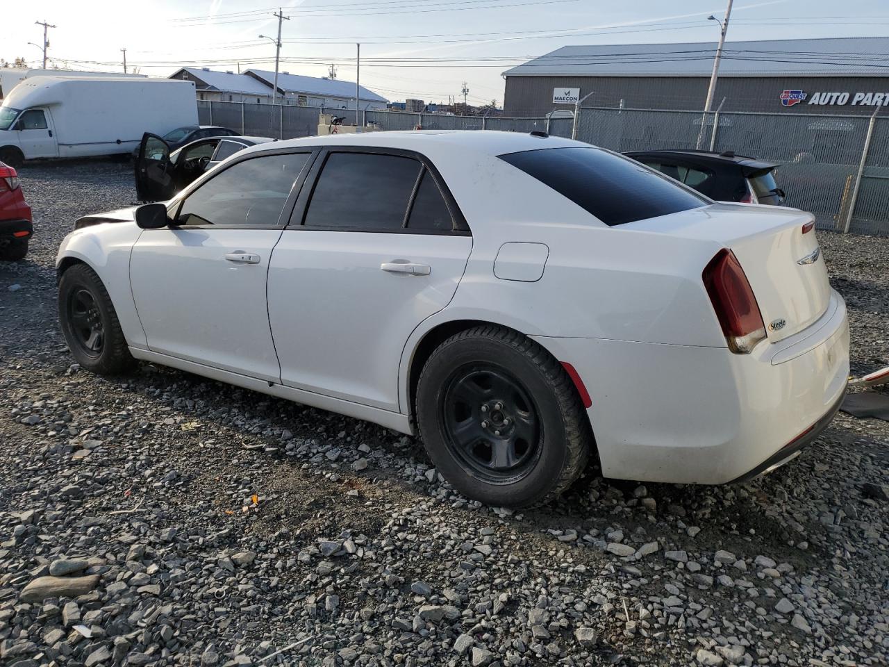 Photo 1 VIN: 2C3CCABG9FH828481 - CHRYSLER 300 