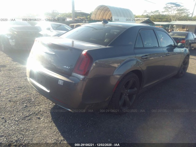 Photo 3 VIN: 2C3CCABG9FH882573 - CHRYSLER 300 