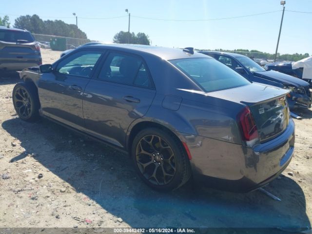 Photo 2 VIN: 2C3CCABG9GH282508 - CHRYSLER 300 