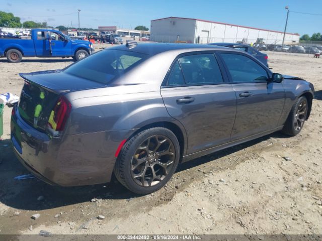 Photo 3 VIN: 2C3CCABG9GH282508 - CHRYSLER 300 