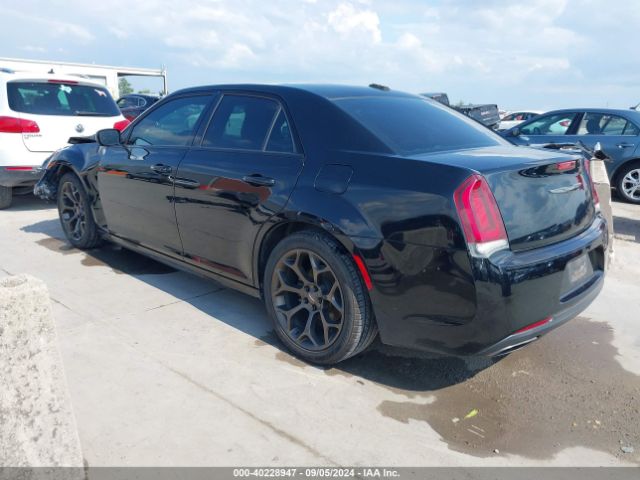 Photo 2 VIN: 2C3CCABG9GH322425 - CHRYSLER 300 