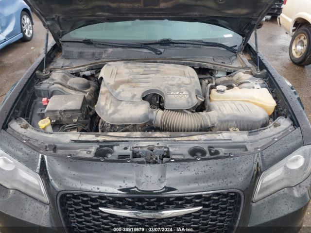 Photo 9 VIN: 2C3CCABG9HH625870 - CHRYSLER 300 