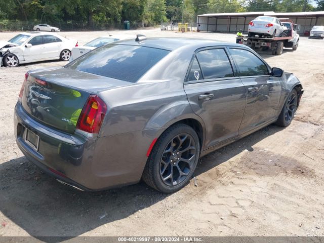 Photo 3 VIN: 2C3CCABG9KH537862 - CHRYSLER 300 