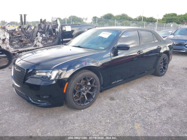 Photo 1 VIN: 2C3CCABG9KH617940 - CHRYSLER 300 