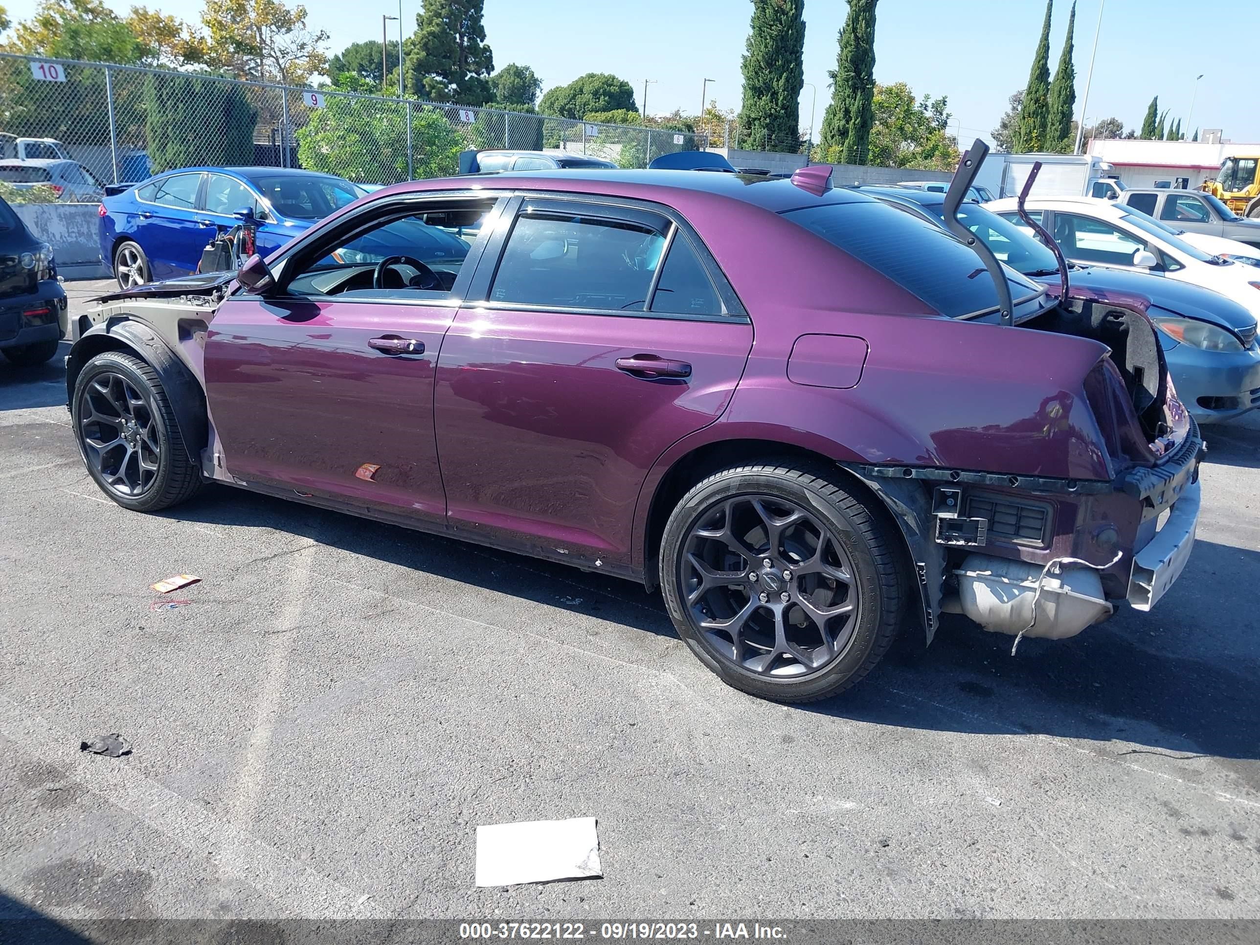 Photo 10 VIN: 2C3CCABG9LH187389 - CHRYSLER 300 