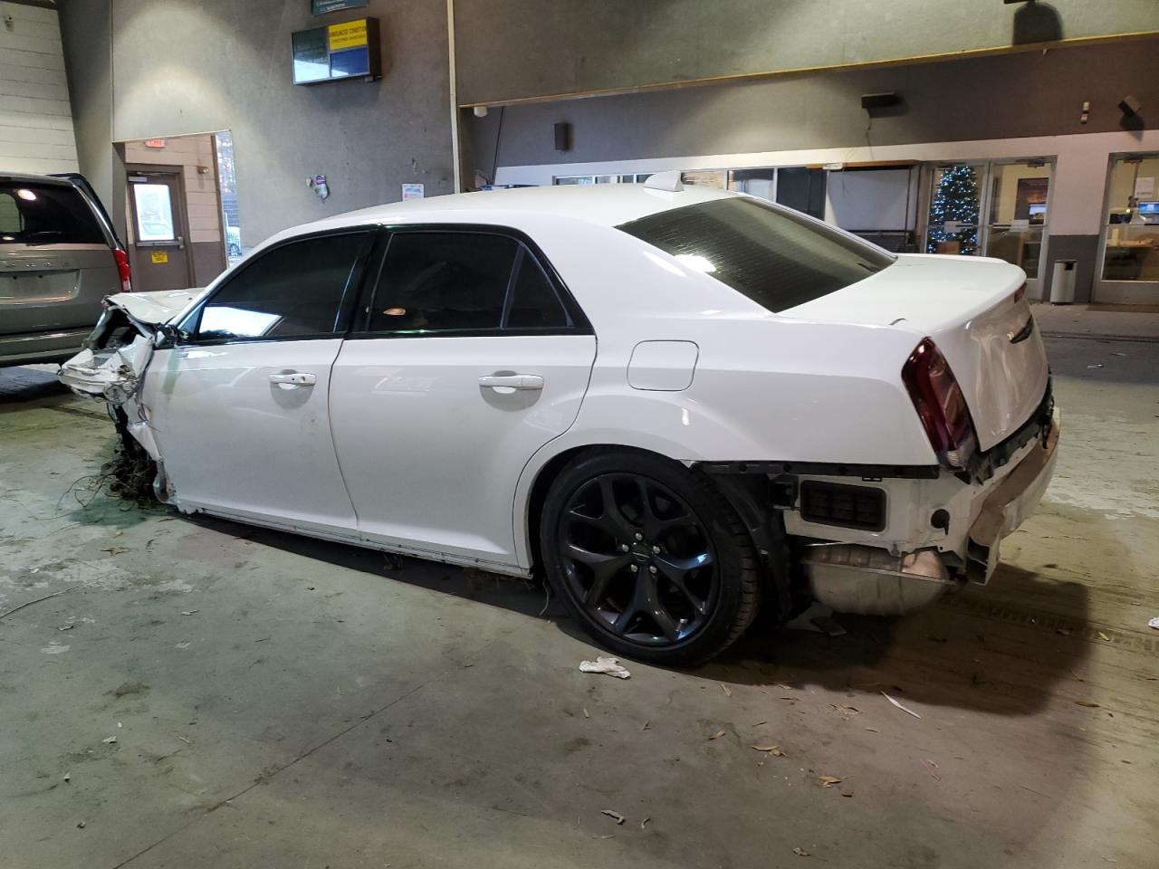 Photo 1 VIN: 2C3CCABG9LH255643 - CHRYSLER 300 