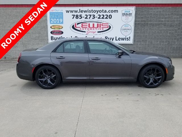 Photo 2 VIN: 2C3CCABG9MH525763 - CHRYSLER 300 