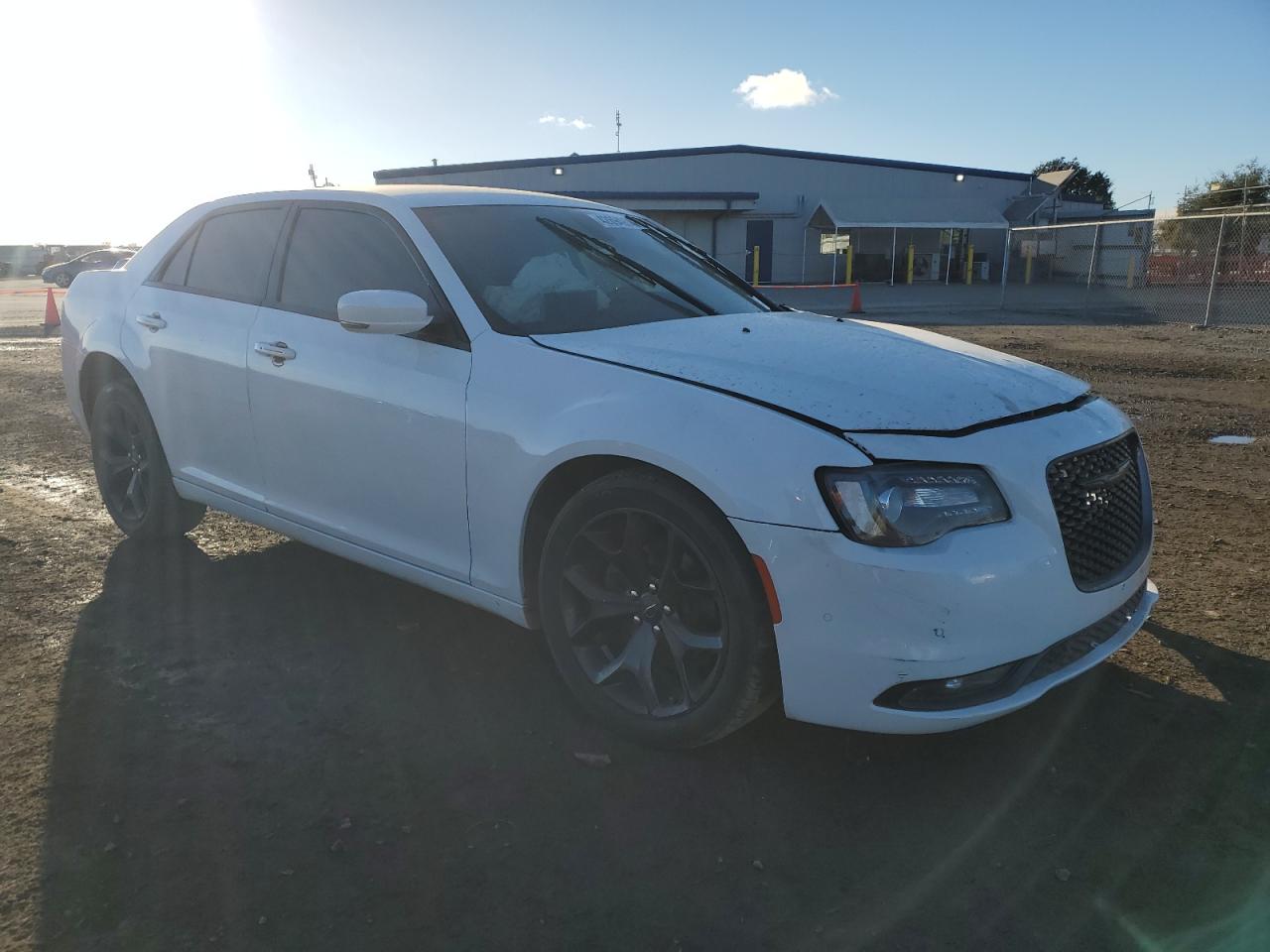 Photo 3 VIN: 2C3CCABG9MH529134 - CHRYSLER 300 