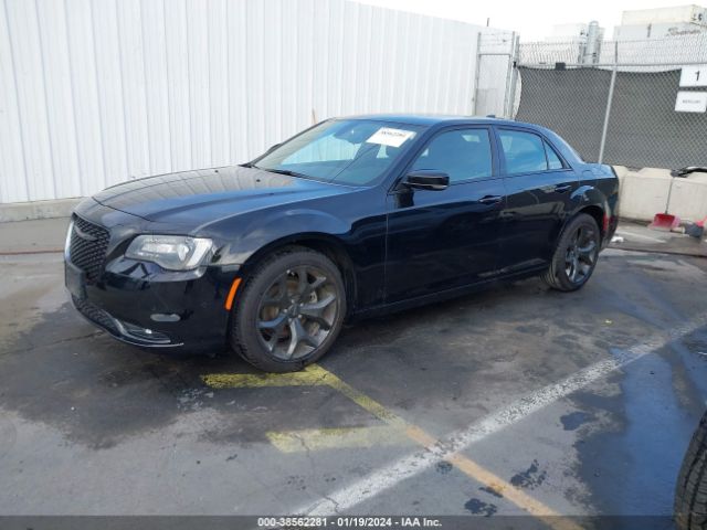 Photo 1 VIN: 2C3CCABG9PH569685 - CHRYSLER 300 