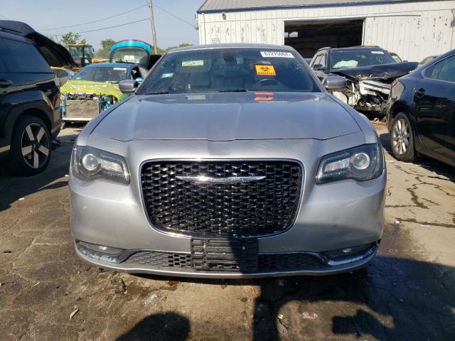 Photo 4 VIN: 2C3CCABGXHH508220 - CHRYSLER 300 S 