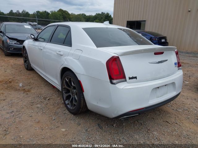 Photo 2 VIN: 2C3CCABGXHH615963 - CHRYSLER 300 