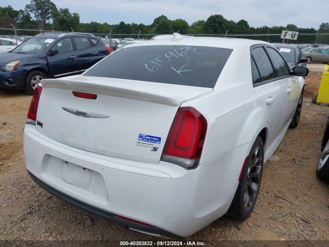 Photo 3 VIN: 2C3CCABGXHH615963 - CHRYSLER 300 