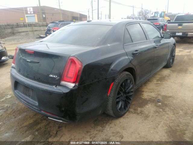 Photo 3 VIN: 2C3CCABGXHH646128 - CHRYSLER 300 