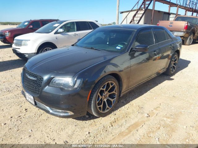 Photo 1 VIN: 2C3CCABGXJH214404 - CHRYSLER 300 