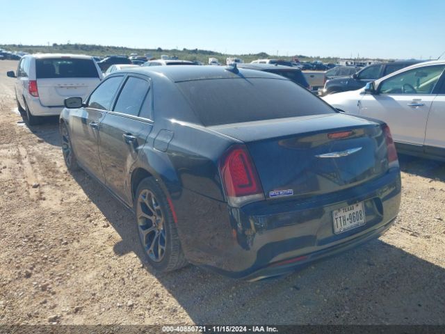 Photo 2 VIN: 2C3CCABGXJH214404 - CHRYSLER 300 