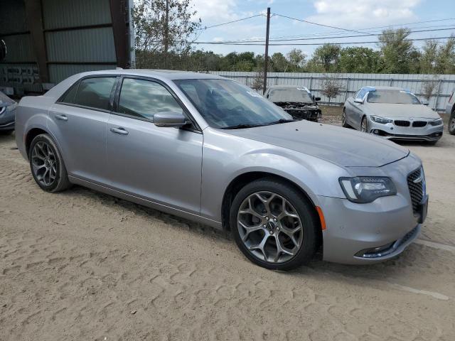 Photo 3 VIN: 2C3CCABGXJH264106 - CHRYSLER 300 S 