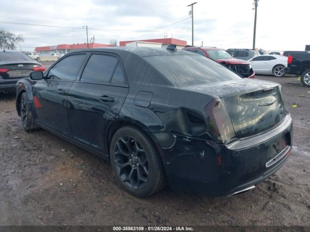 Photo 2 VIN: 2C3CCABGXKH550555 - CHRYSLER 300 