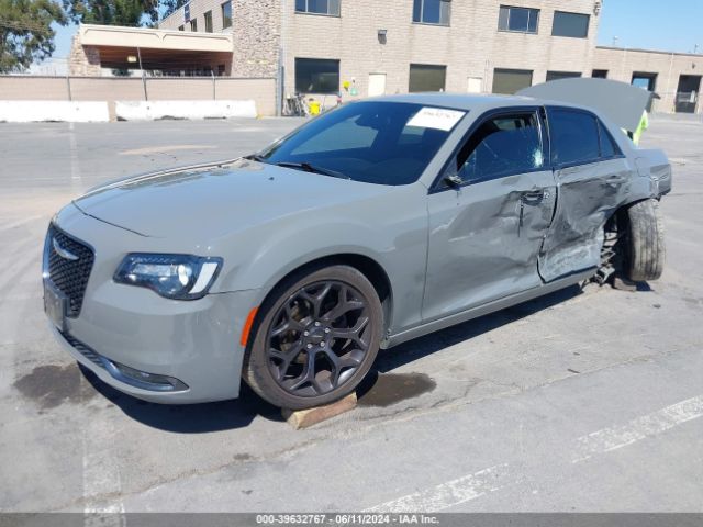 Photo 1 VIN: 2C3CCABGXKH562818 - CHRYSLER 300 