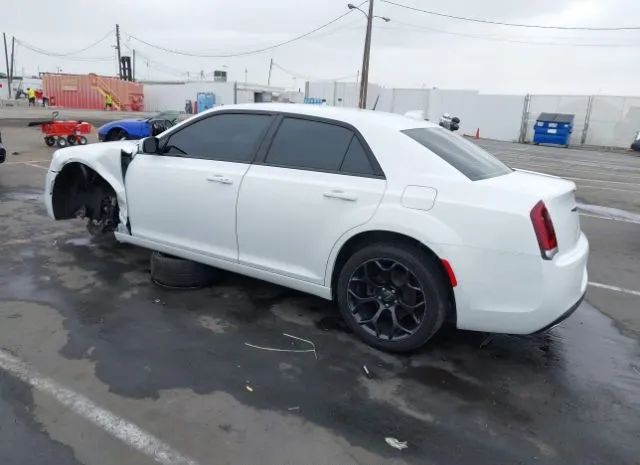 Photo 2 VIN: 2C3CCABGXLH158516 - CHRYSLER 300 