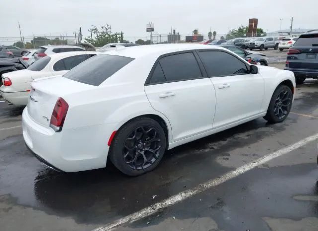 Photo 3 VIN: 2C3CCABGXLH158516 - CHRYSLER 300 