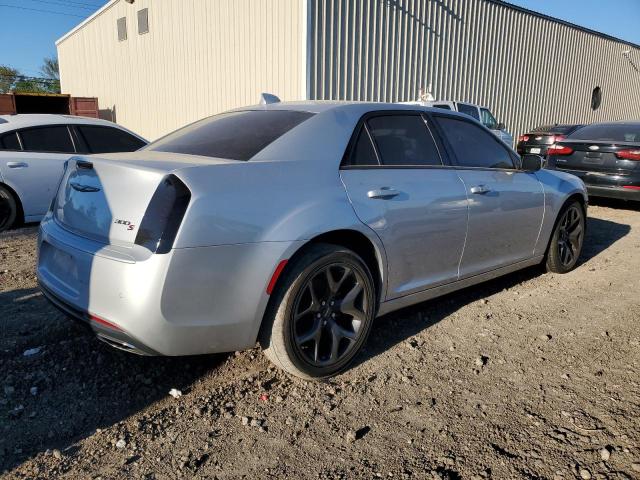 Photo 2 VIN: 2C3CCABGXNH154226 - CHRYSLER 300 S 