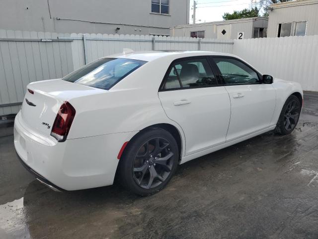 Photo 2 VIN: 2C3CCABGXNH184407 - CHRYSLER 300 