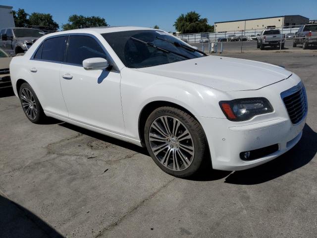 Photo 3 VIN: 2C3CCABT0DH682918 - CHRYSLER 300 S 