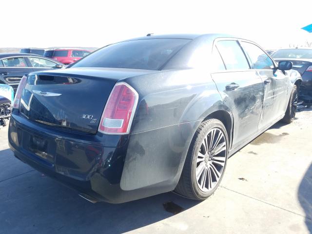 Photo 3 VIN: 2C3CCABT1DH632321 - CHRYSLER 300 S 