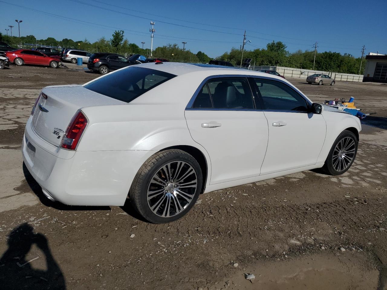 Photo 2 VIN: 2C3CCABT1EH178881 - CHRYSLER 300 