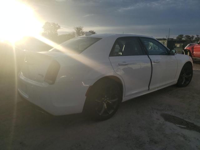 Photo 2 VIN: 2C3CCABT1NH236665 - CHRYSLER 300 S 