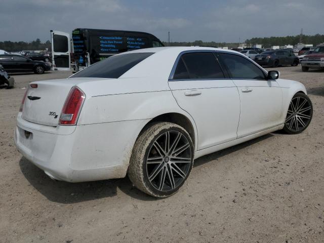 Photo 2 VIN: 2C3CCABT2DH585493 - CHRYSLER 300 S 