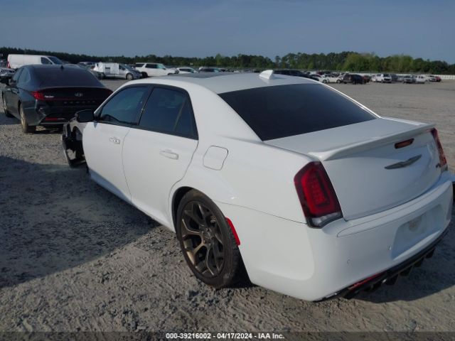 Photo 2 VIN: 2C3CCABT4HH635414 - CHRYSLER 300 