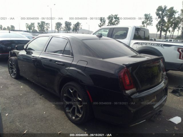 Photo 2 VIN: 2C3CCABT4JH121195 - CHRYSLER 300 