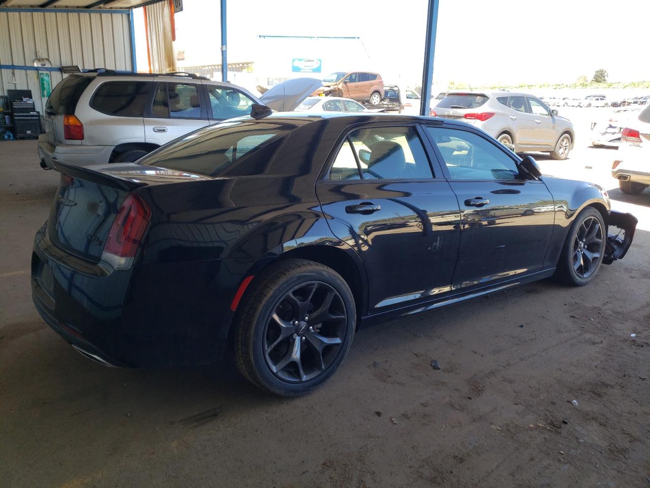 Photo 2 VIN: 2C3CCABT5MH530519 - CHRYSLER 300 